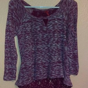 Red camel burgundy and white lightweight knit top